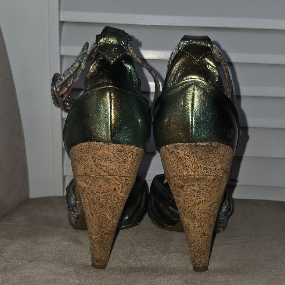 Not Rated Paisley Heels in Green and Brown - Picture 13 of 15